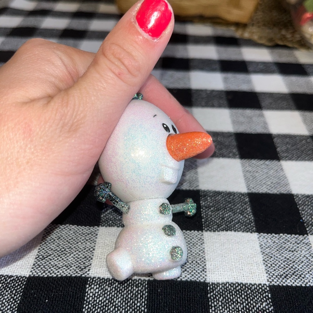 OLAF - Picture 2 of 5